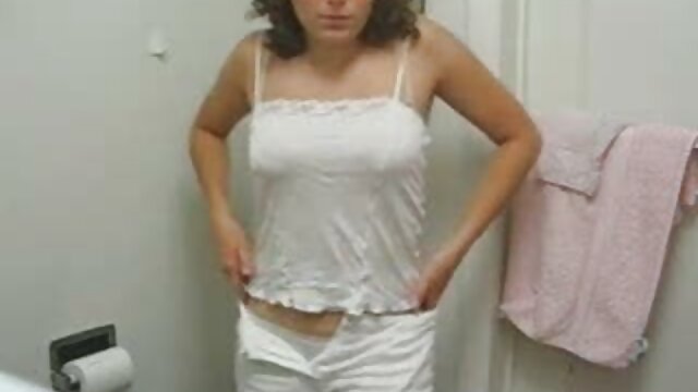 Femme maman sex son fils mature salope baisée et facialisée